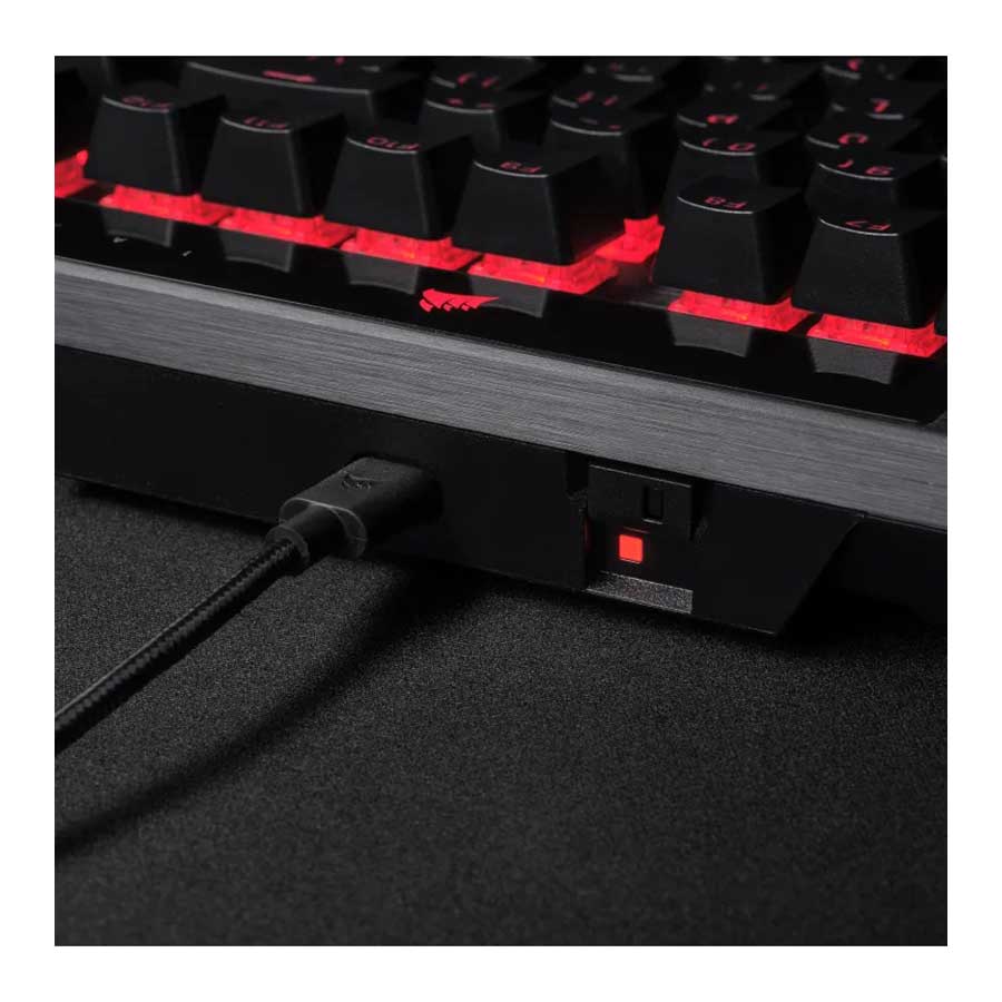 کیبورد گیمینگ باسیم کورسیر مدل K70 RGB PRO CHERRY MX Red